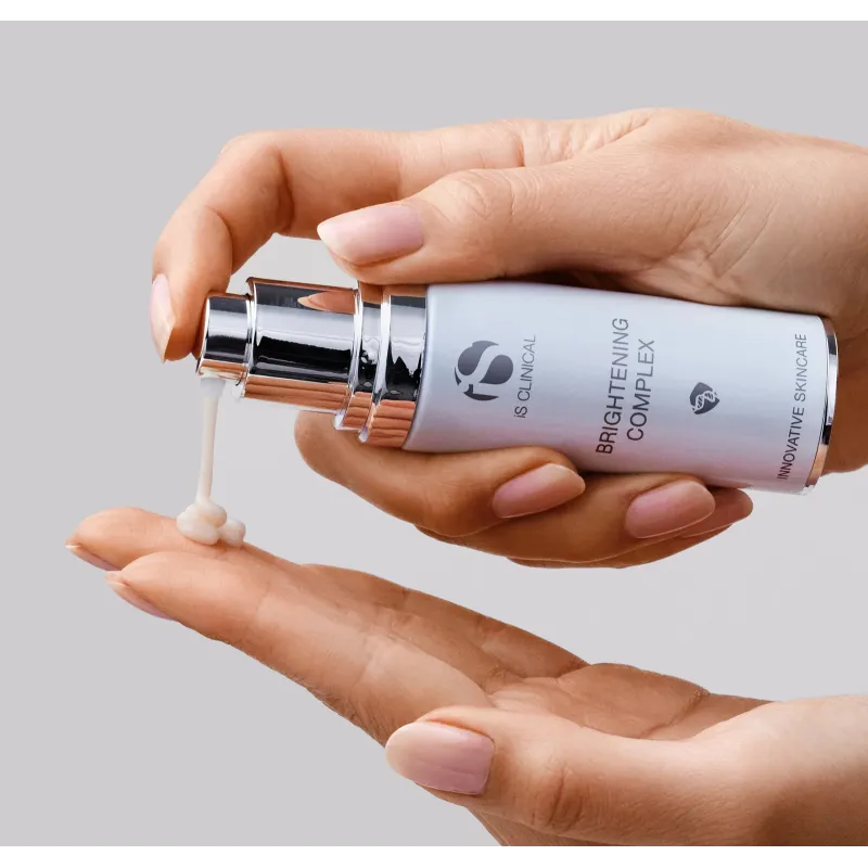 iS Clinical BRIGHTENING COMPLEX