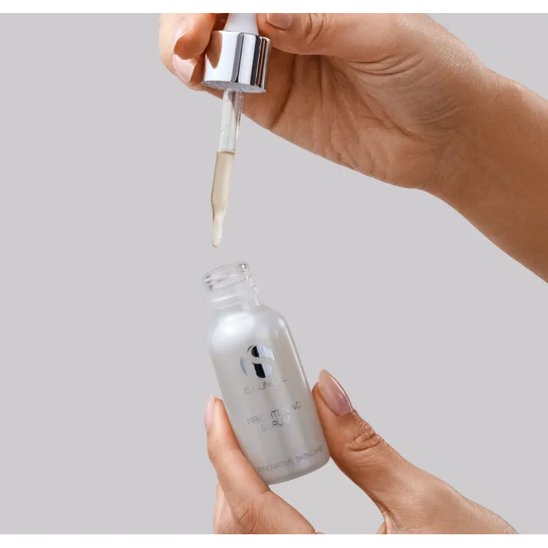 iS Clinical BRIGHTENING SERUM