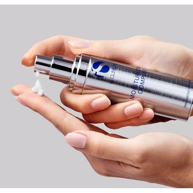 iS Clinical MOISTURIZING COMPLEX