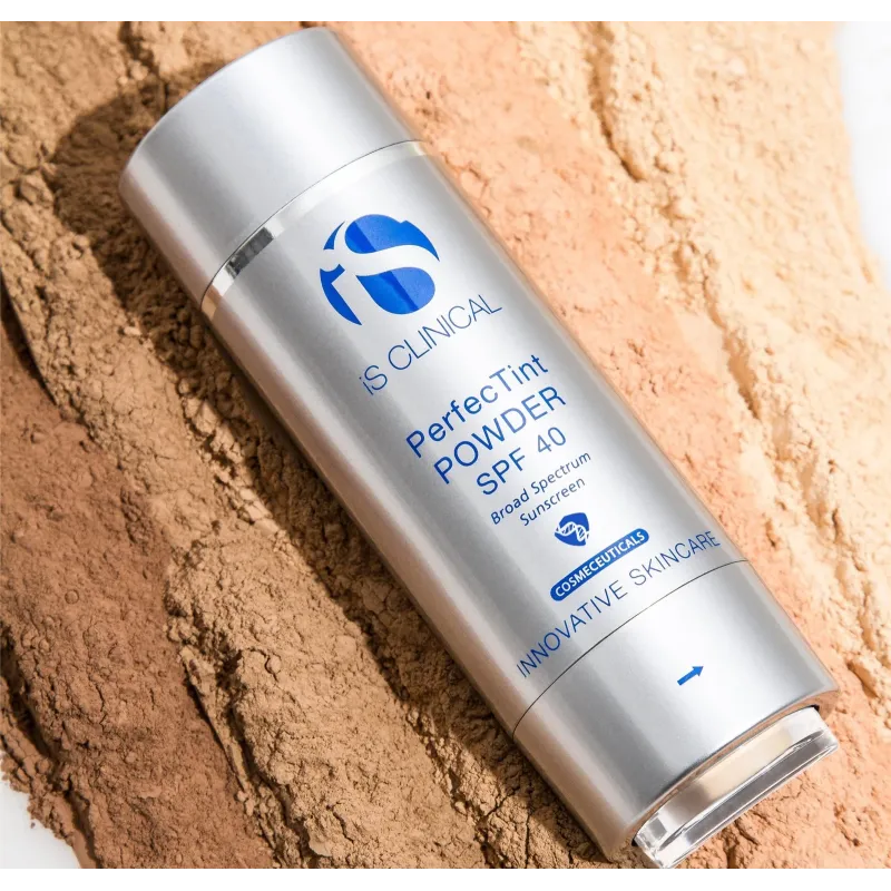 iS Clinical PERFECTINT POWDER SPF 40 | CREAM