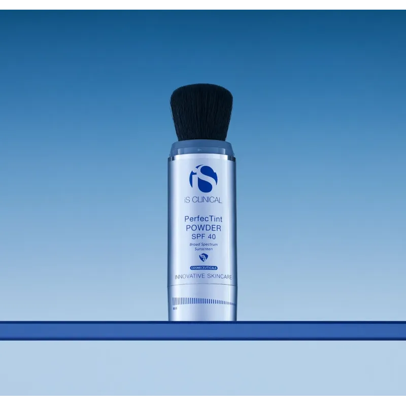 iS Clinical PERFECTINT POWDER SPF 40 | CREAM