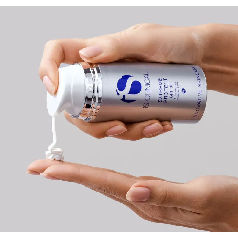 iS Clinical EXTREME PROTECT SPF 30