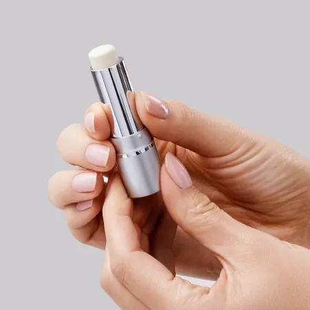 iS Clinical LIPPROTECT SPF 35