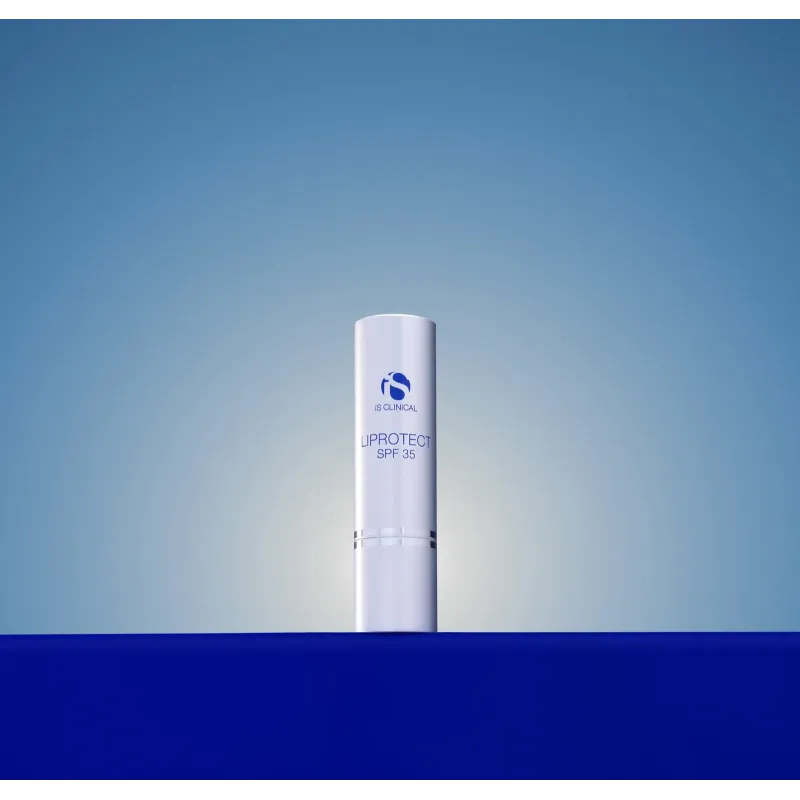 iS Clinical LIPPROTECT SPF 35
